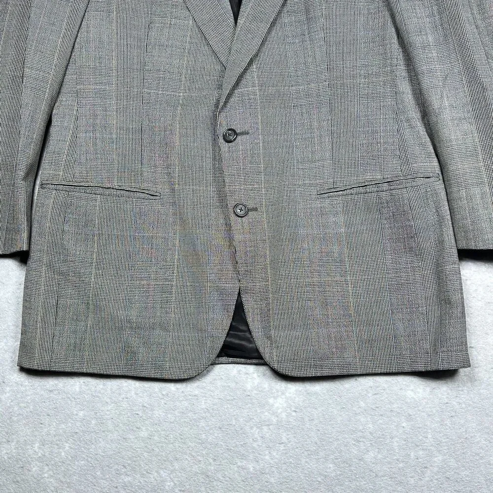 Vintage Burberry’s London Blazer Mens SZ 40R Gray Plaid Suit Jacket Two Buttons